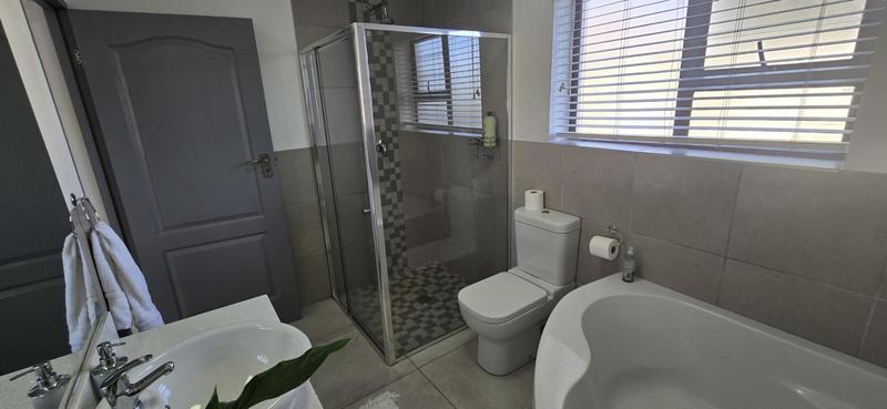 4 Bedroom Property for Sale in Tergniet Western Cape
